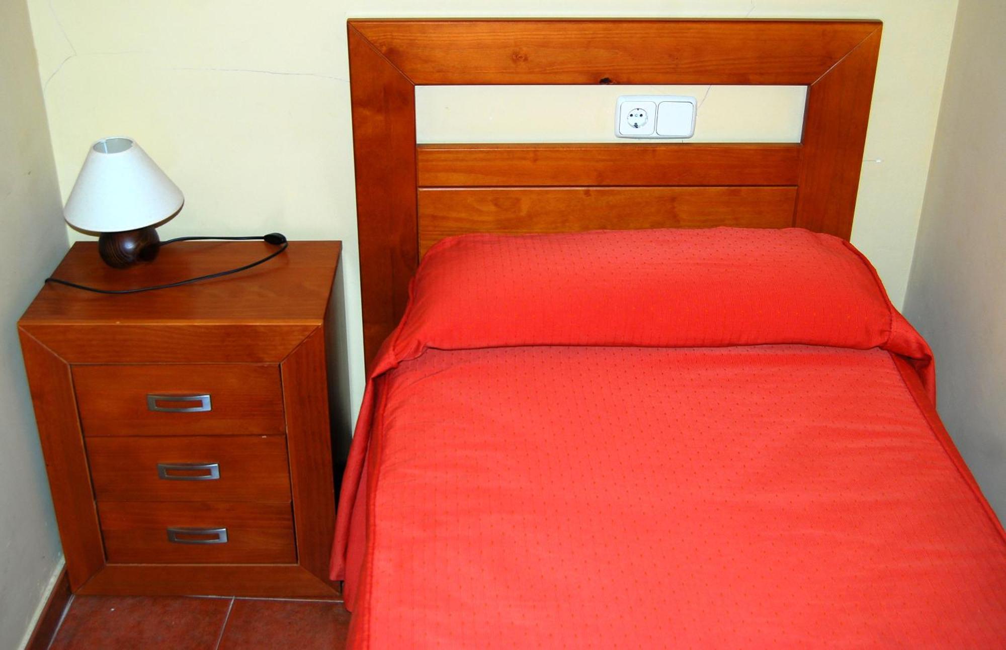 La Noguera Hotel Palomera Екстериор снимка