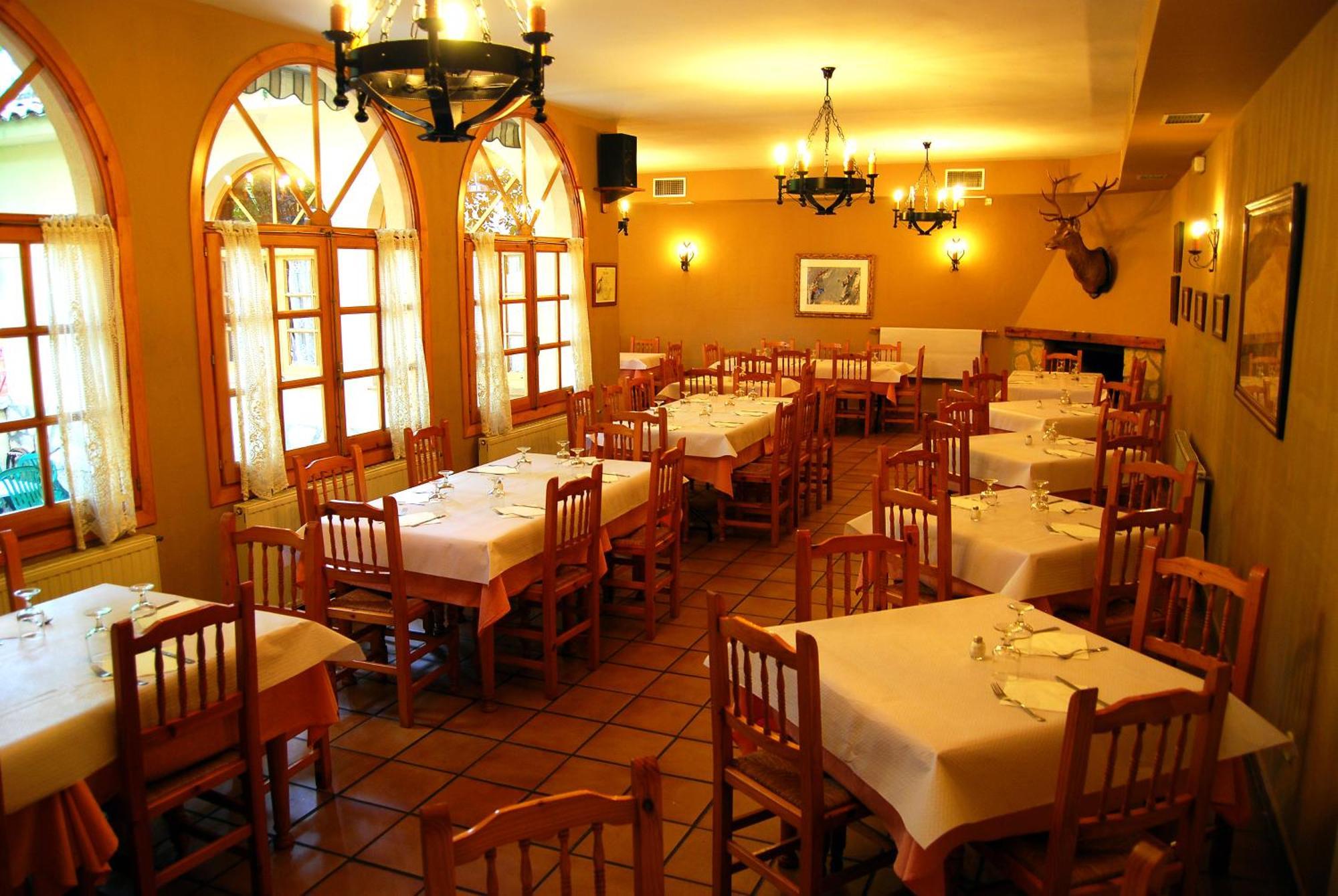 La Noguera Hotel Palomera Екстериор снимка