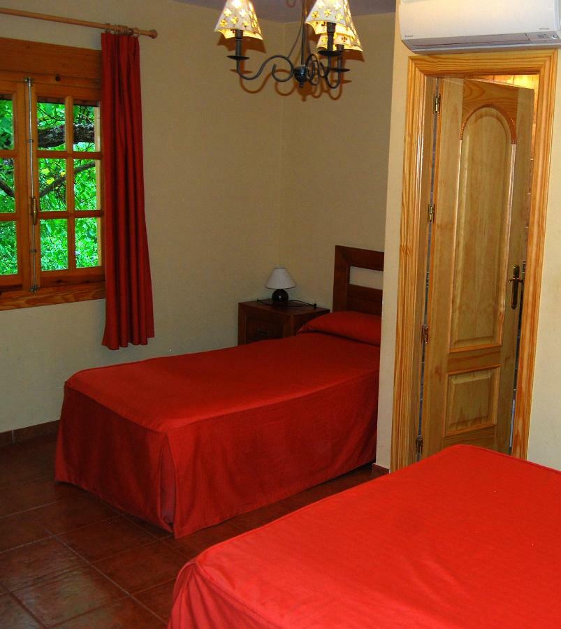 La Noguera Hotel Palomera Екстериор снимка